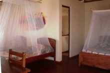 La chambre de l’un des bungalows